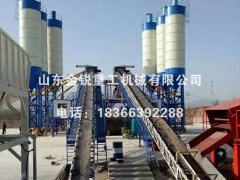 <b>HLS120混凝土搅拌站</b>